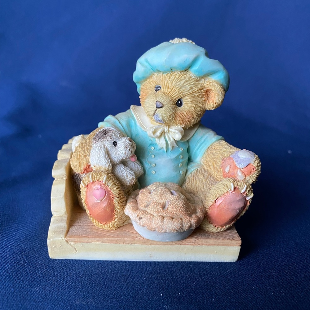 *Cherished Teddies* Figurine with Puppy and Pie
